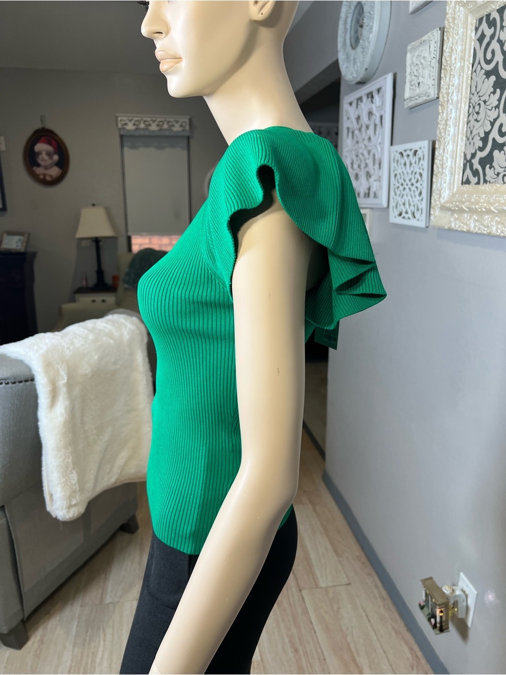 Green One-Shoulder Ruffle Knit Top - Picture 8 of 12